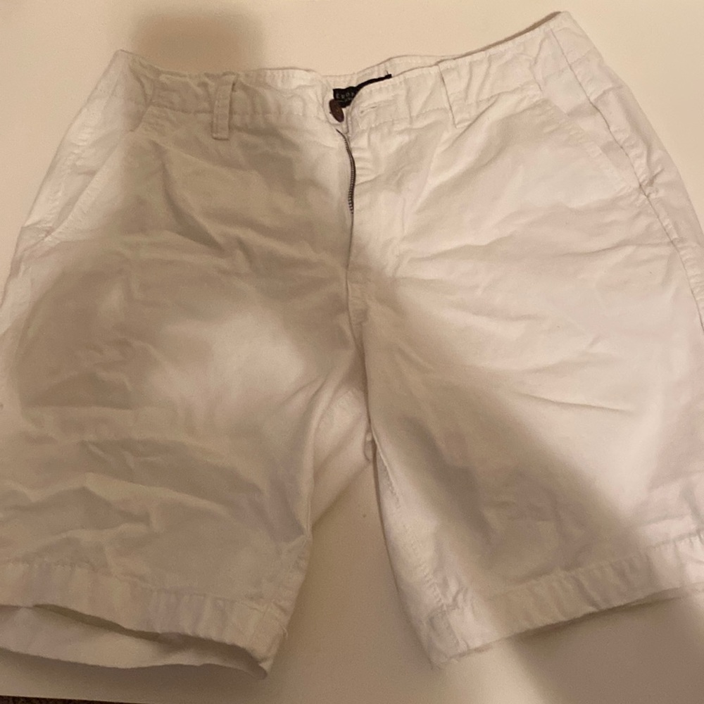 Size 29 Aéropostale Men’s White Shorts
